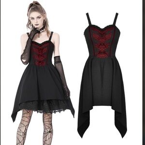 Dark in Love size M, would be a US size small.